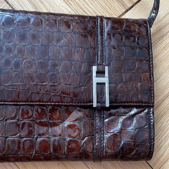 𝅺BCBG faux croc clutch - Picture 13 of 13